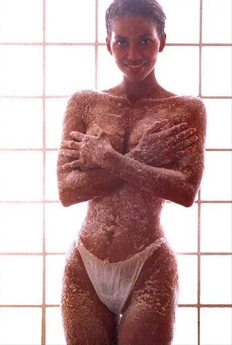Halle Berry 2
