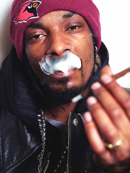 snoop-dogg-smoking